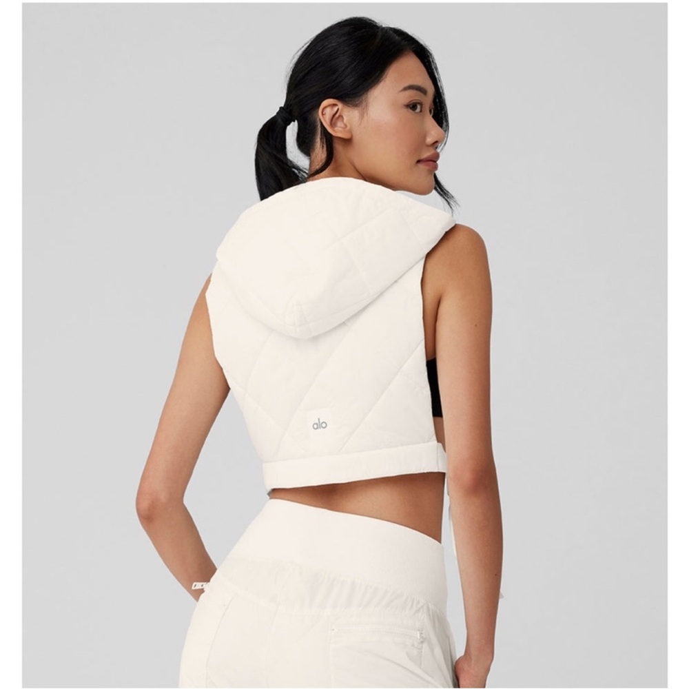 13- $60 *FREE SHIPPING* Alo $108 - Picture 2 of 3